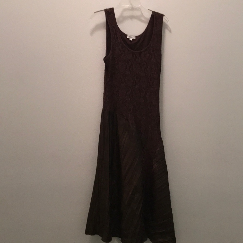 Brn lace, crepe taffeta gorgeous dress to be worn